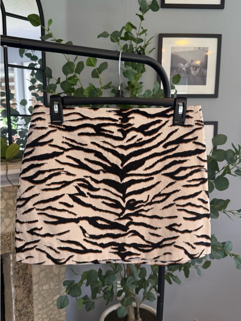 H&M Beige and Black Tiger-Print Mini Skirt